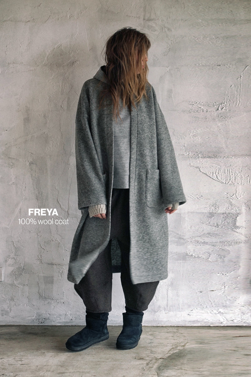 FREYA 100% WOOL OVERCOAT