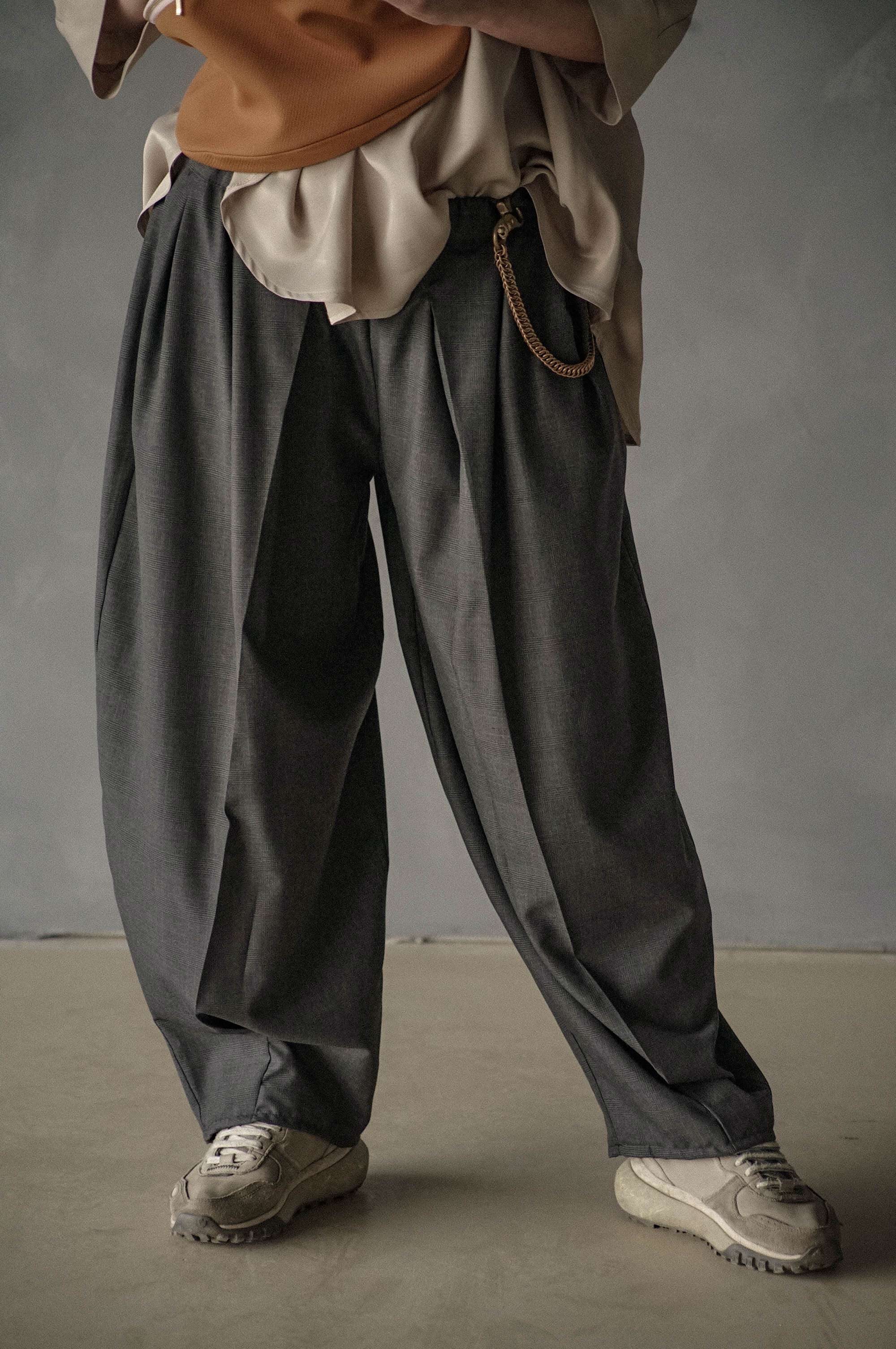 A cup of Coffee pleated trousers