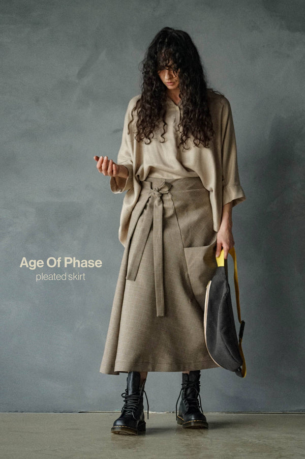 AGE OF PHASE SKIRT