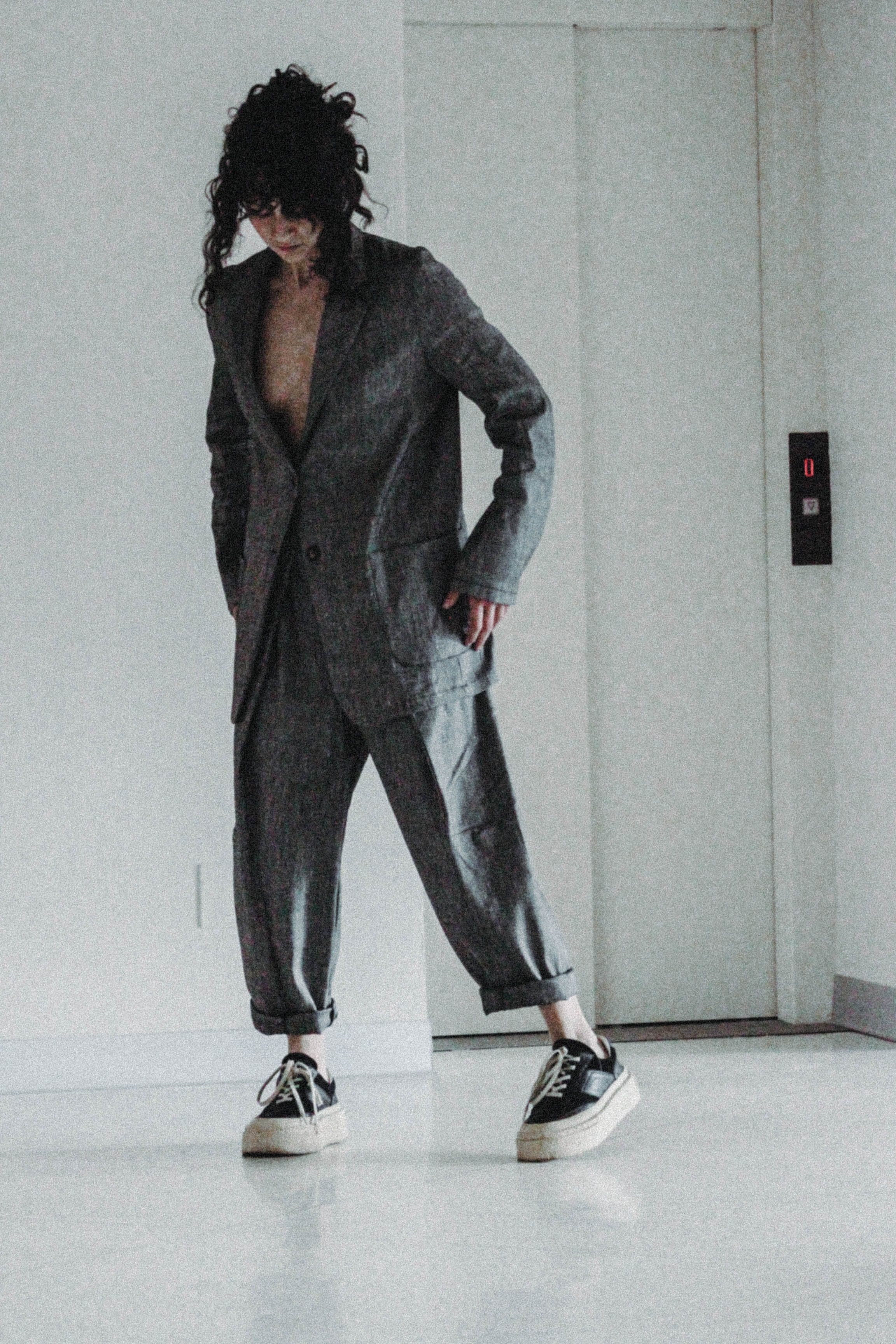 Street No 7 Linen Trousers