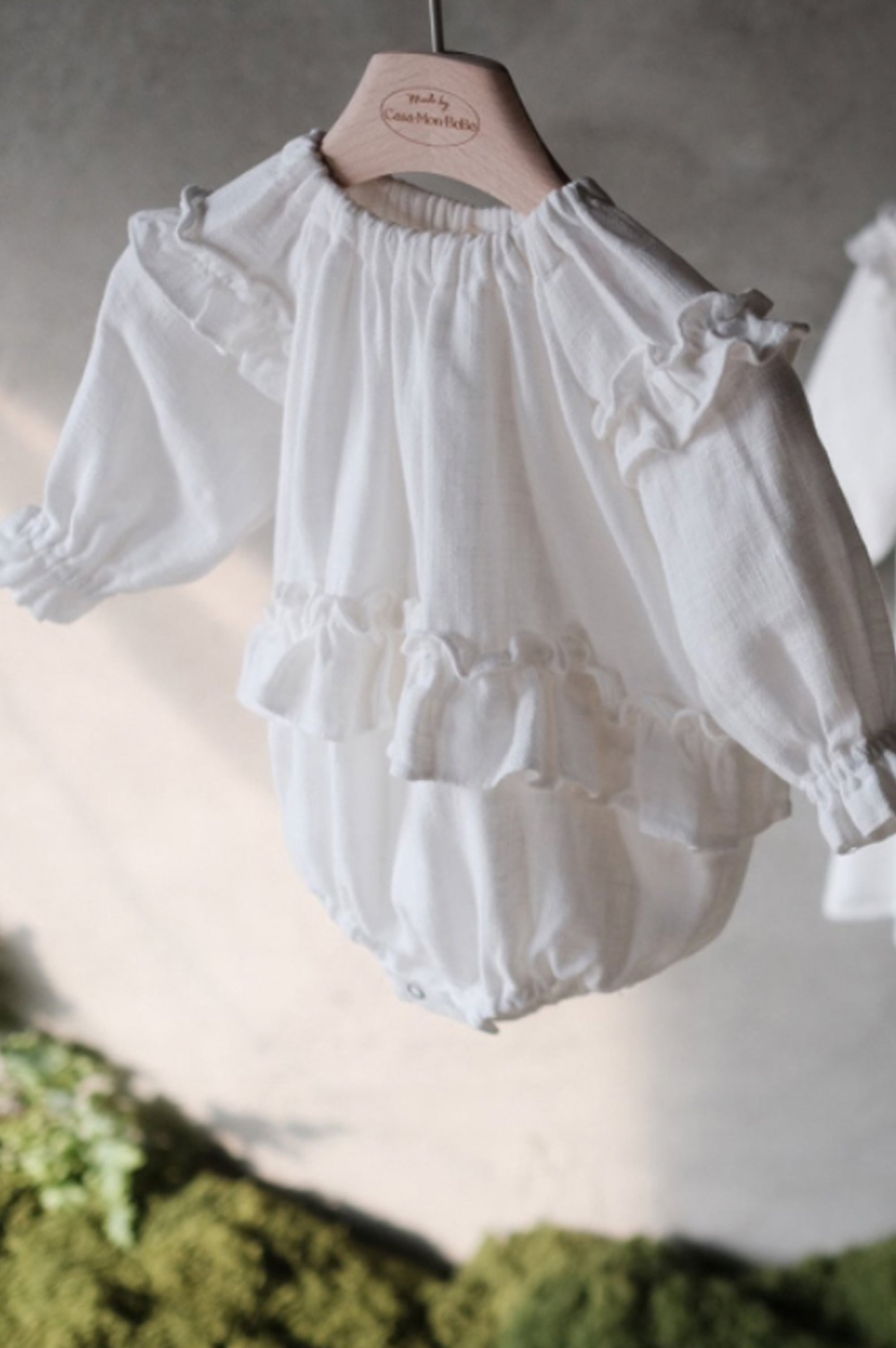 MonBebe Franc Body Suit (White)