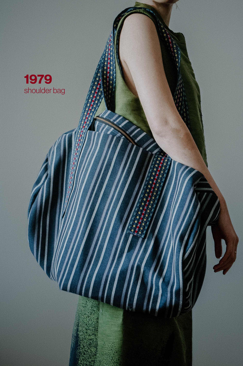 1979 Shoulder BAG