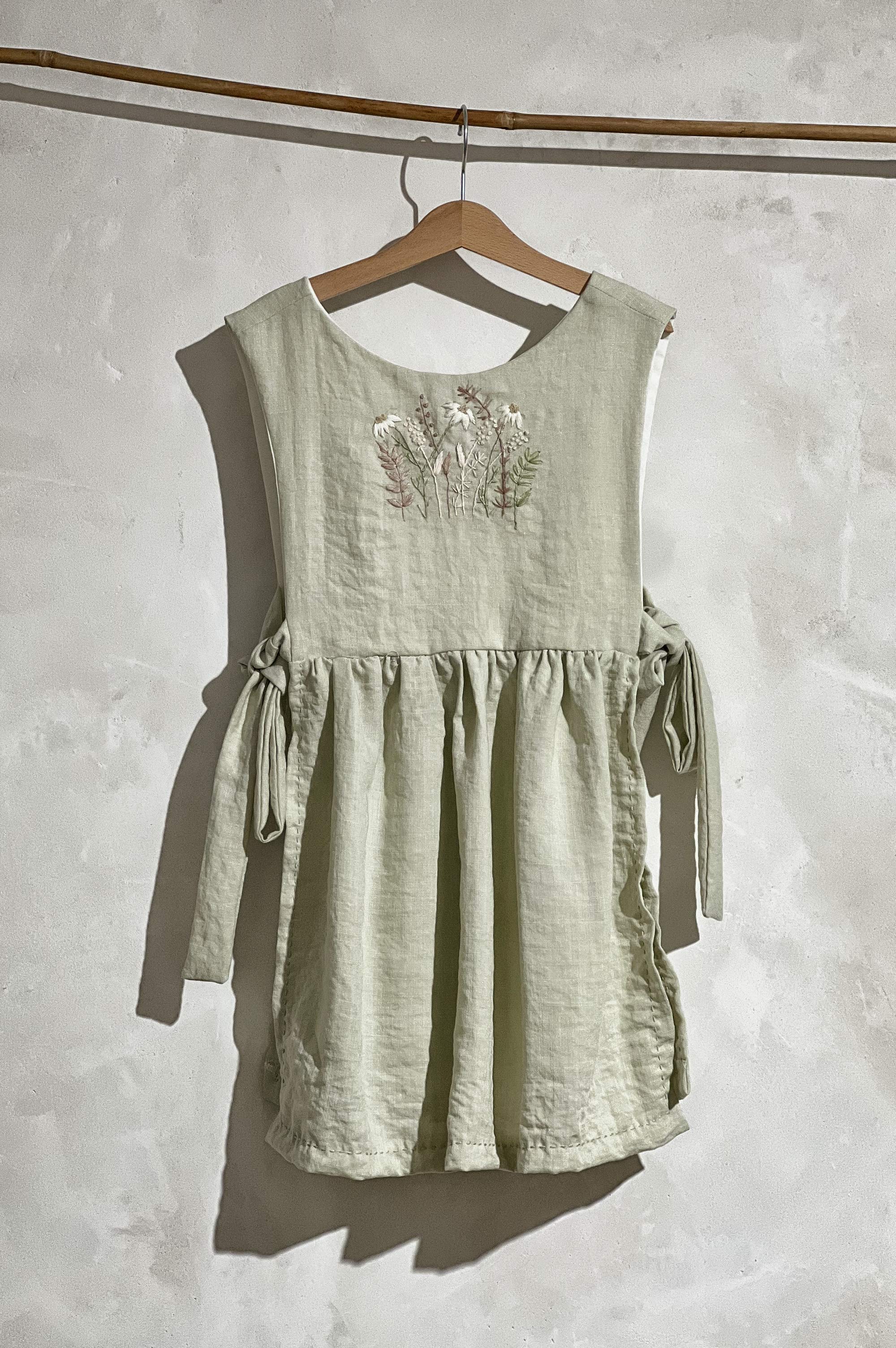 Linen apron