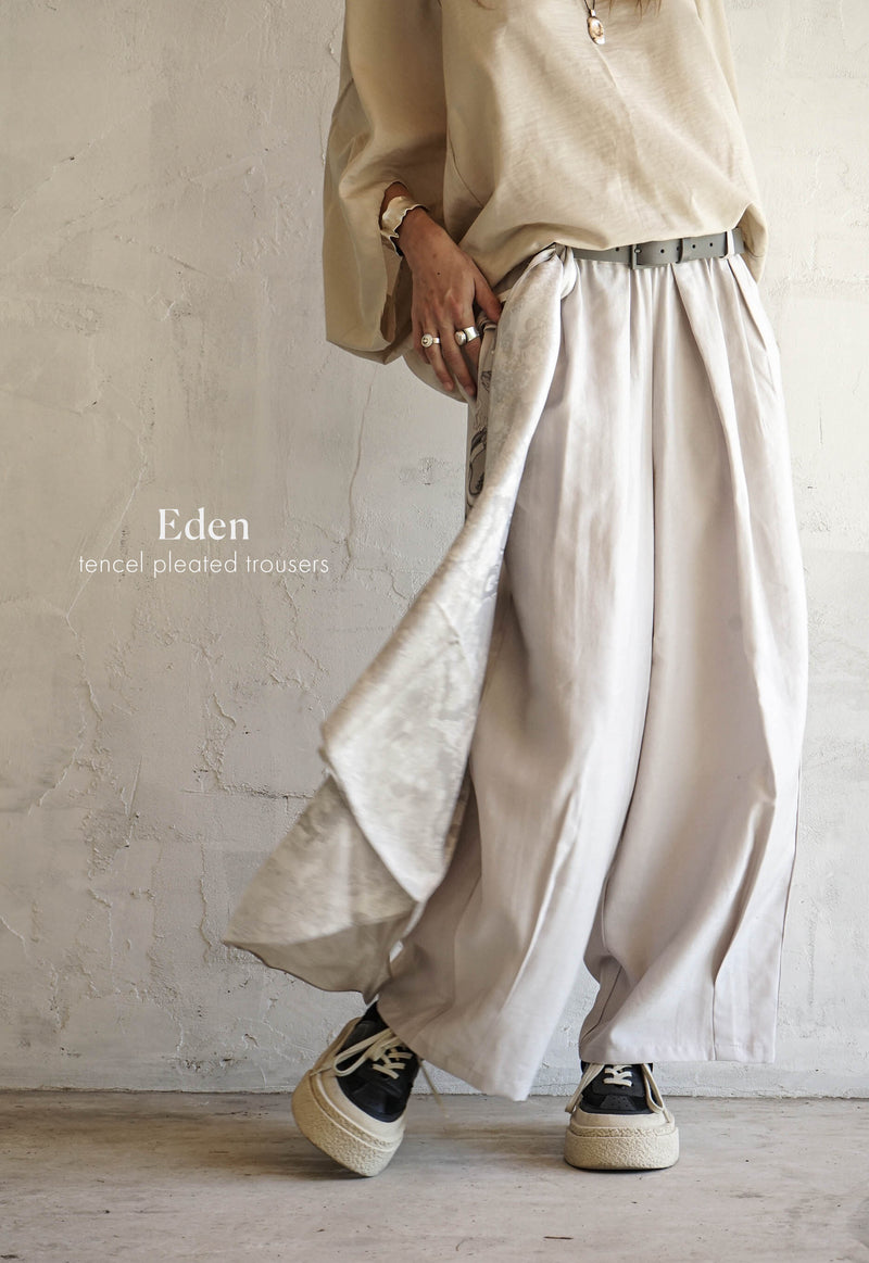 Eden Pleated trousers