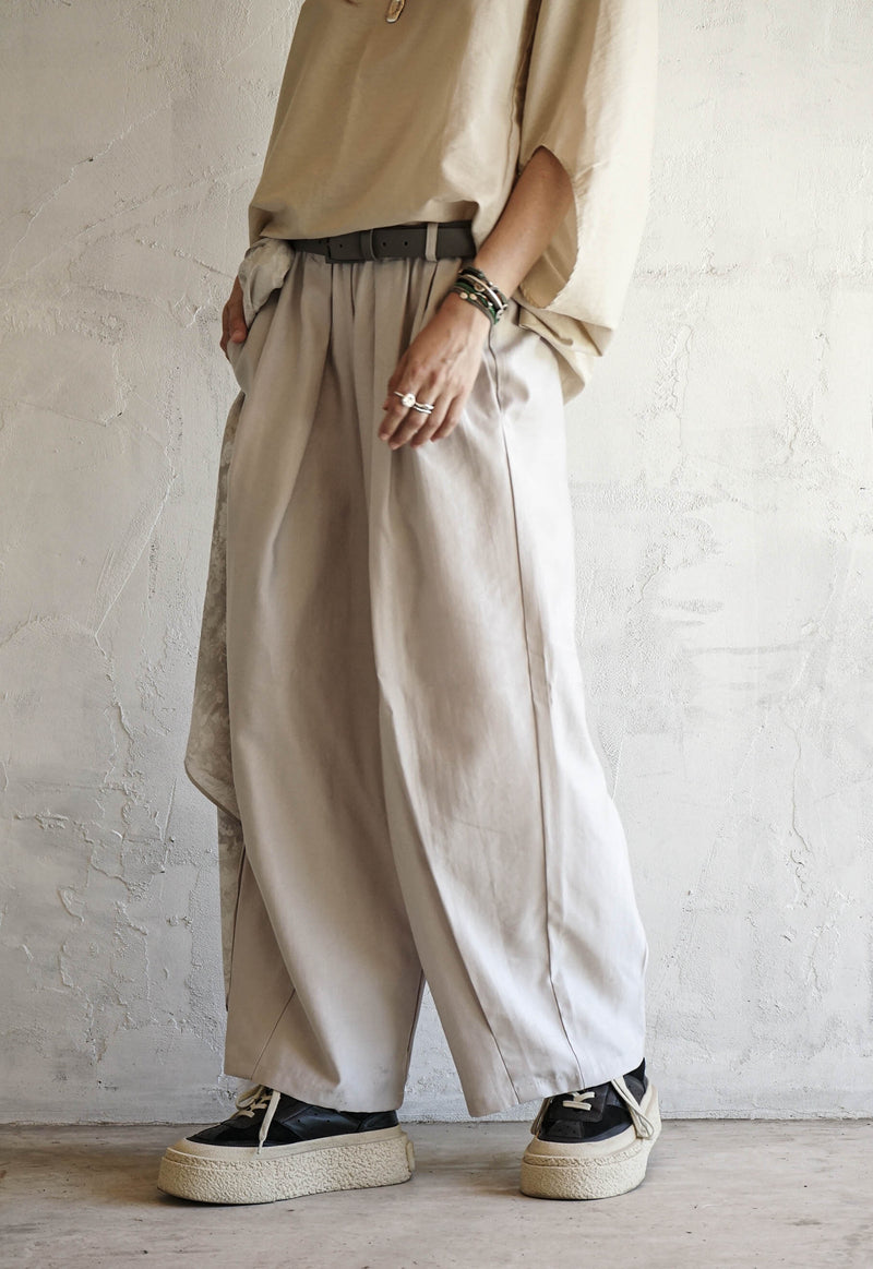 Eden Pleated trousers