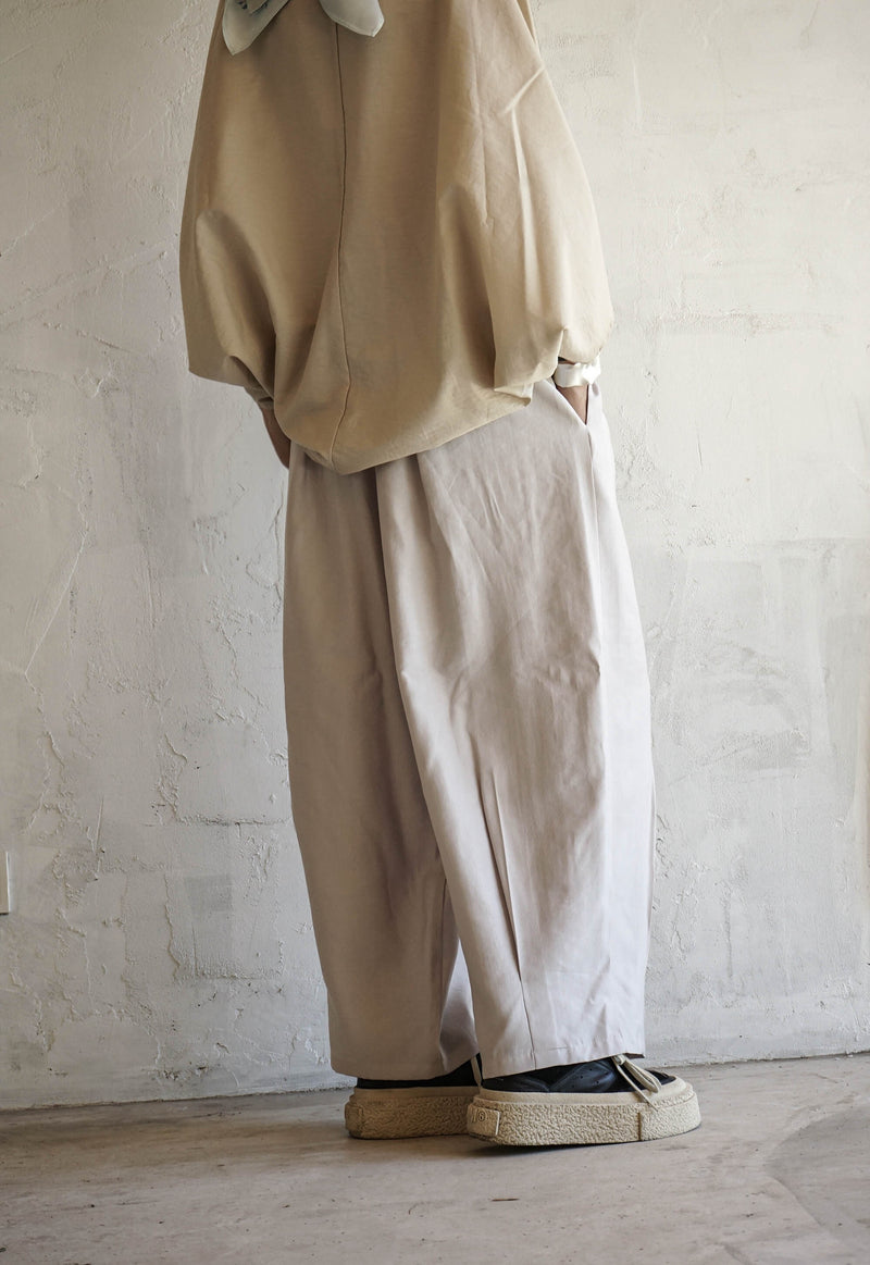 Eden Pleated trousers