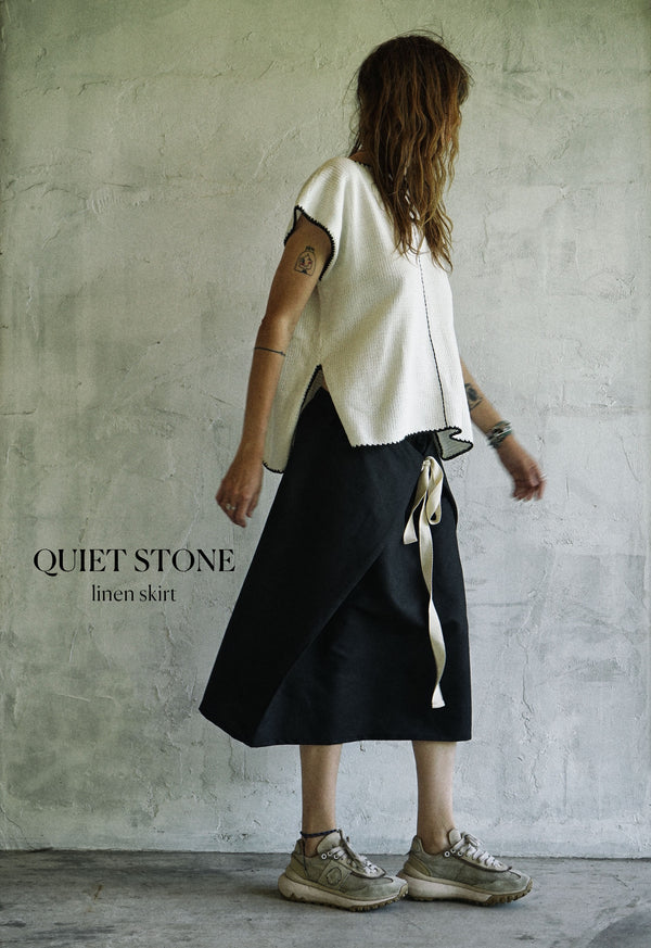 QUIET STONE LINEN SKIRT