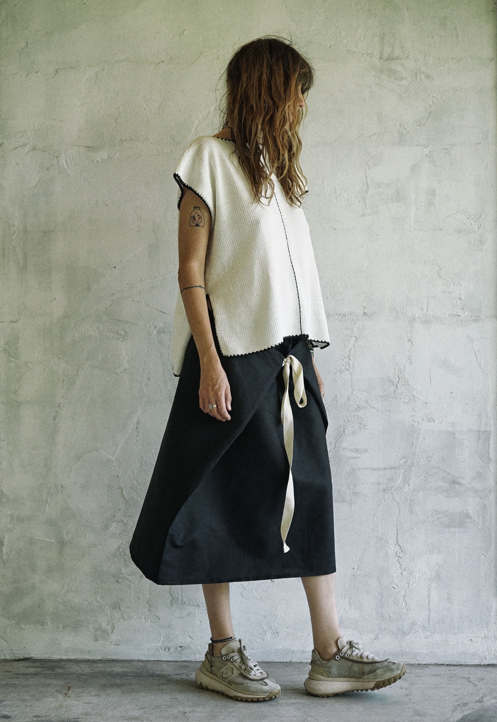 QUIET STONE LINEN SKIRT