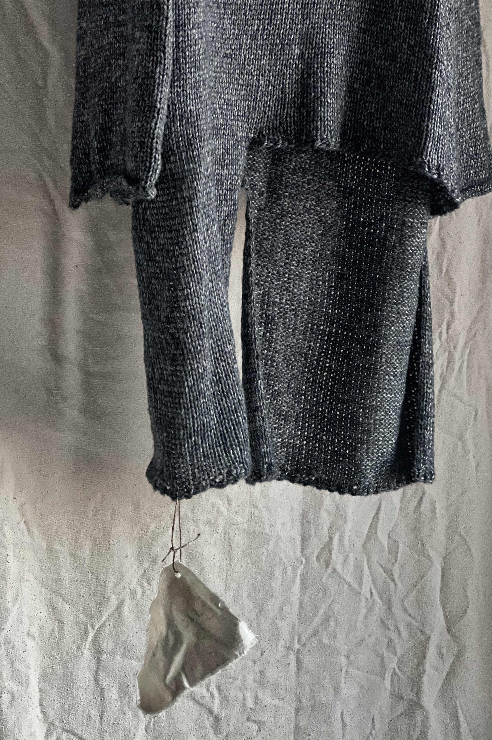 Loose Forms Top