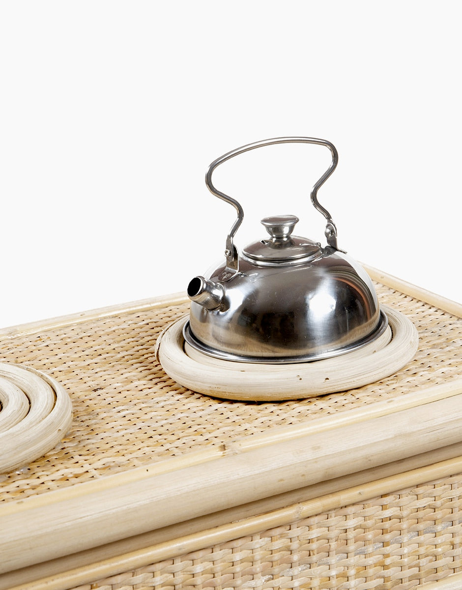 Kettle and its pouch