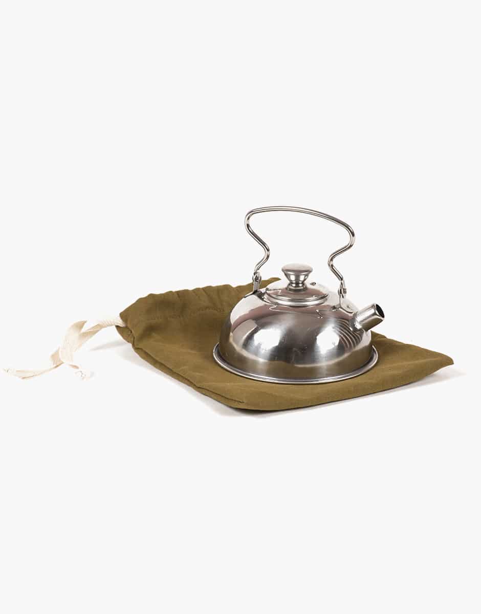 Kettle and its pouch