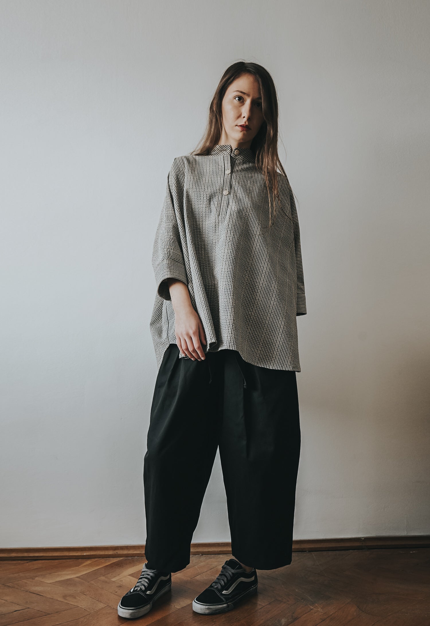 SHOPLIFTERS PLEATED TROUSERS