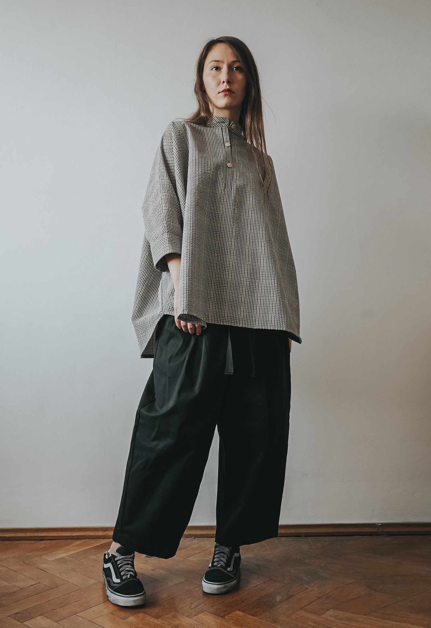 SHOPLIFTERS PLEATED TROUSERS