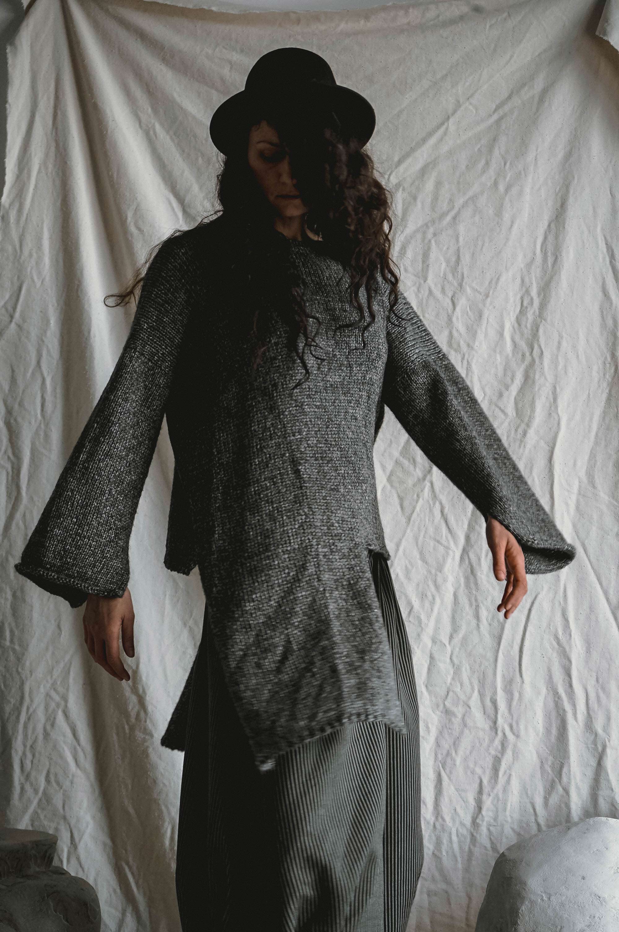Loose Forms Top