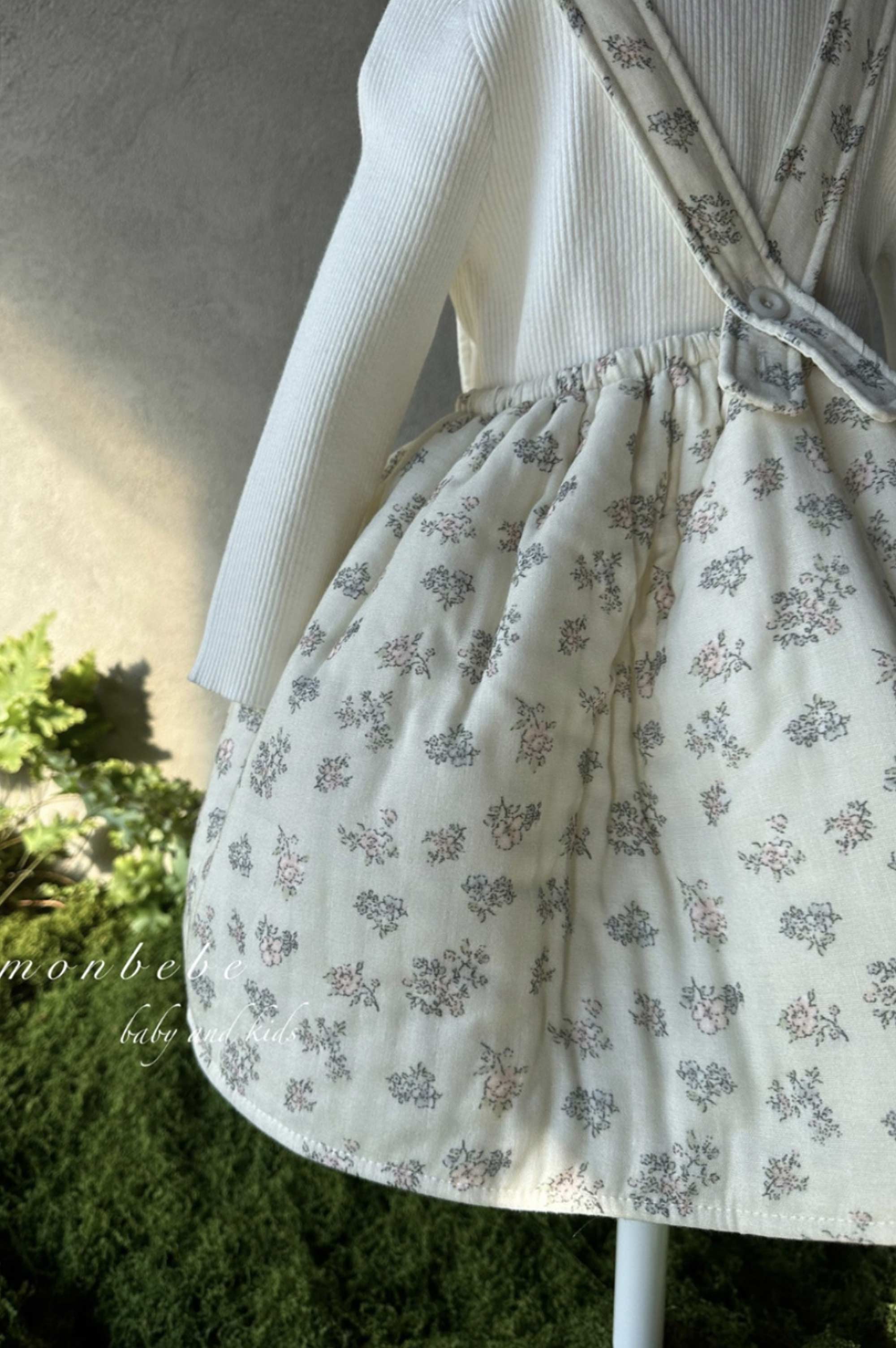 MonBebe Flower Apron Dress (2 colours)