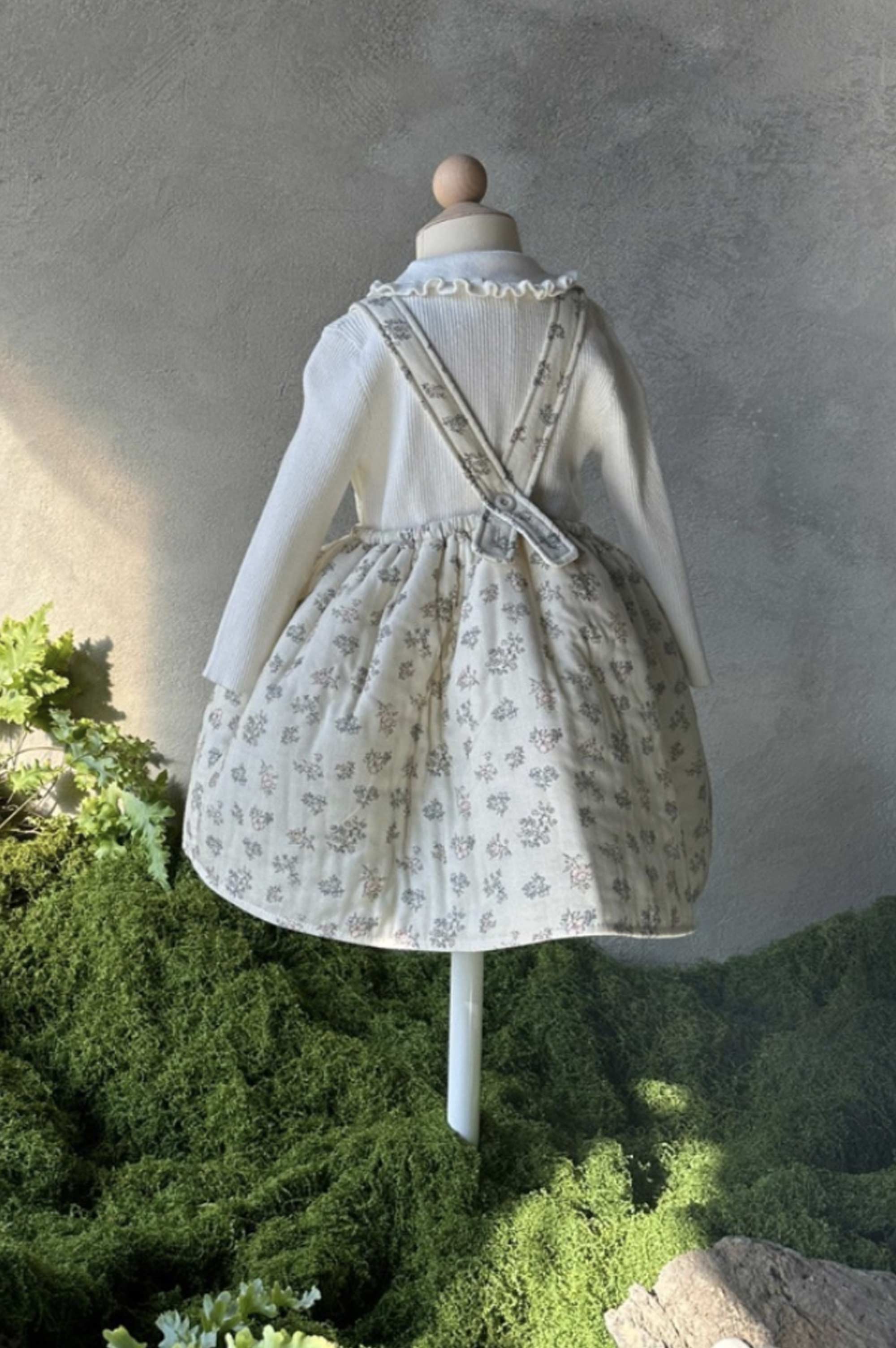 MonBebe Flower Apron Dress (2 colours)
