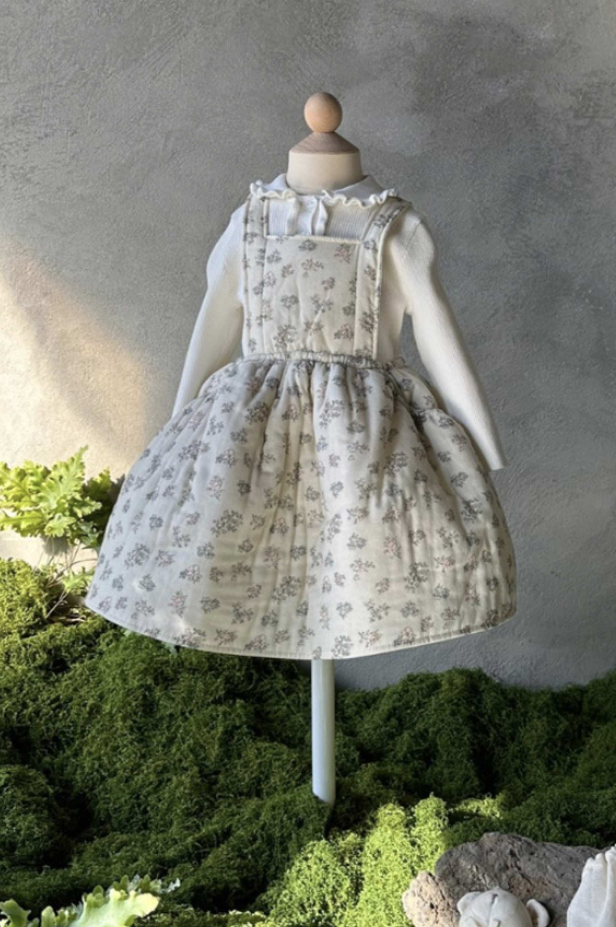 MonBebe Flower Apron Dress (2 colours)