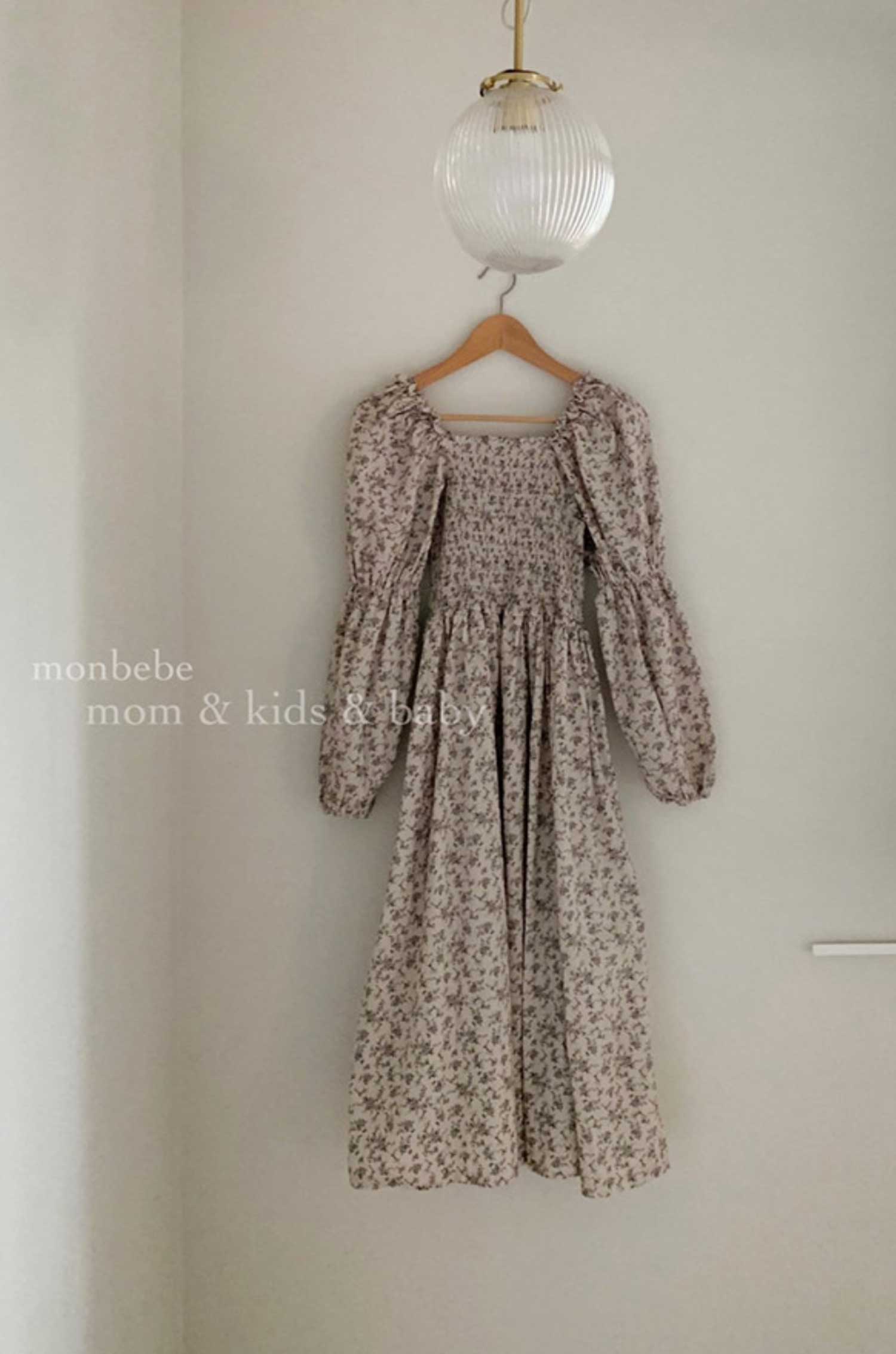 Mom Daisy Dress (Flower)