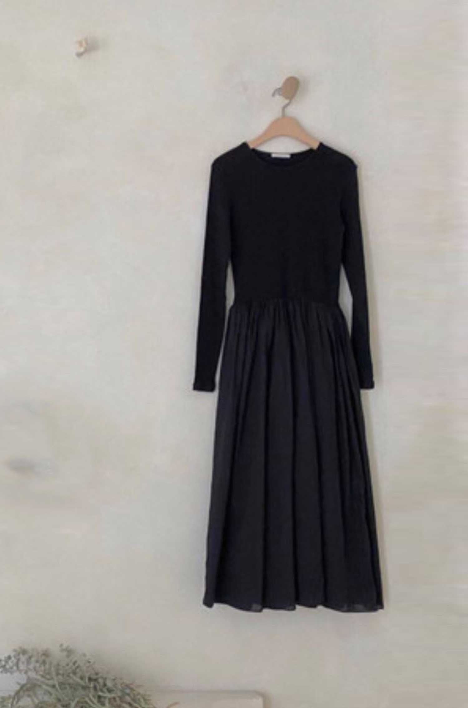 Rib Frill One-piece (Black)