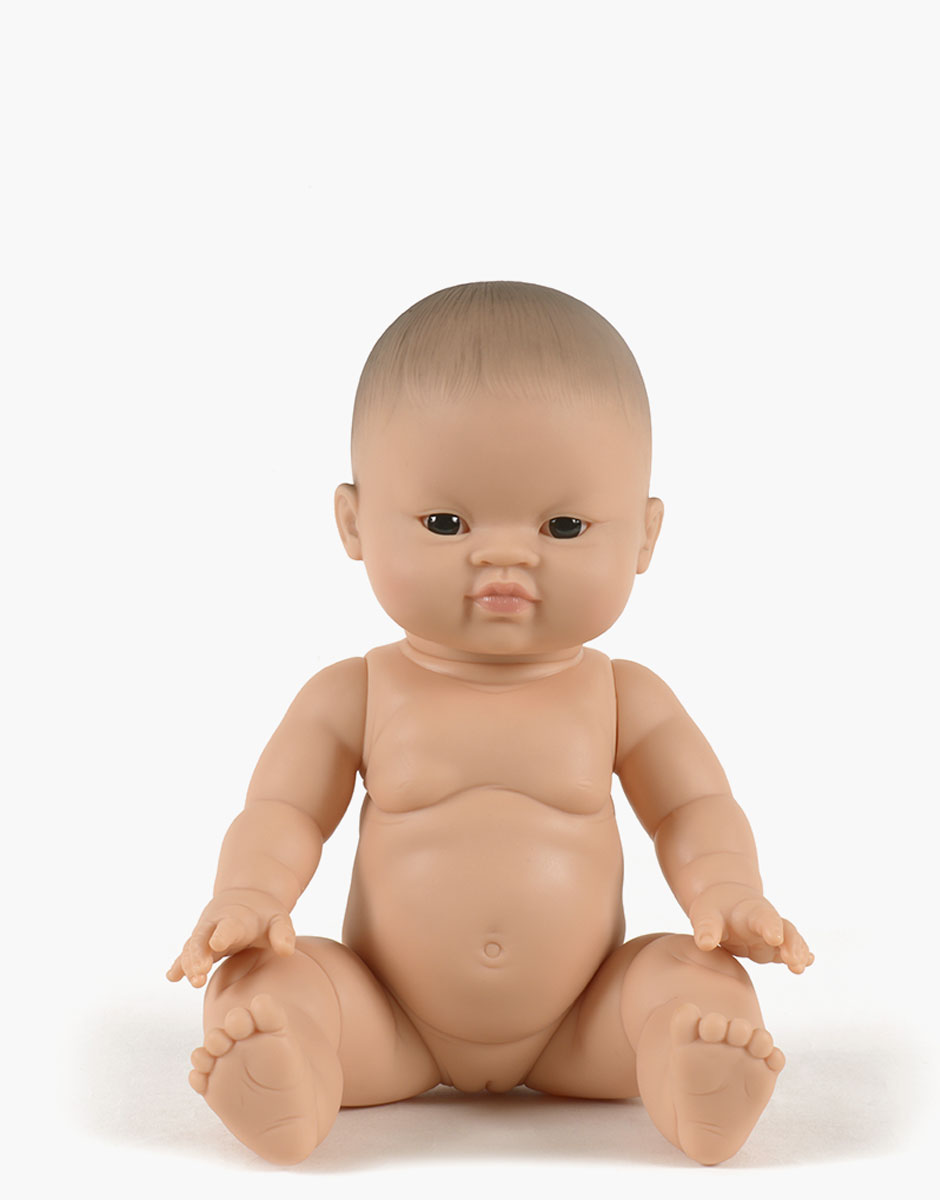 Asian little girl with dark eyes