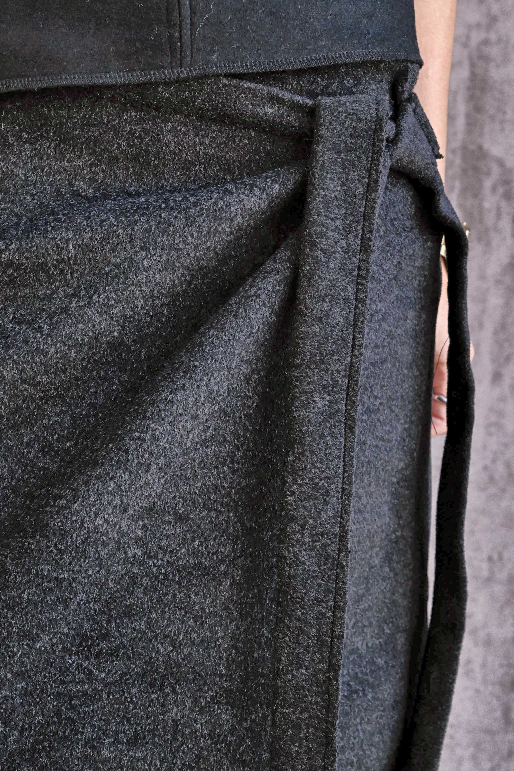 Dark Moon Wool Skirt