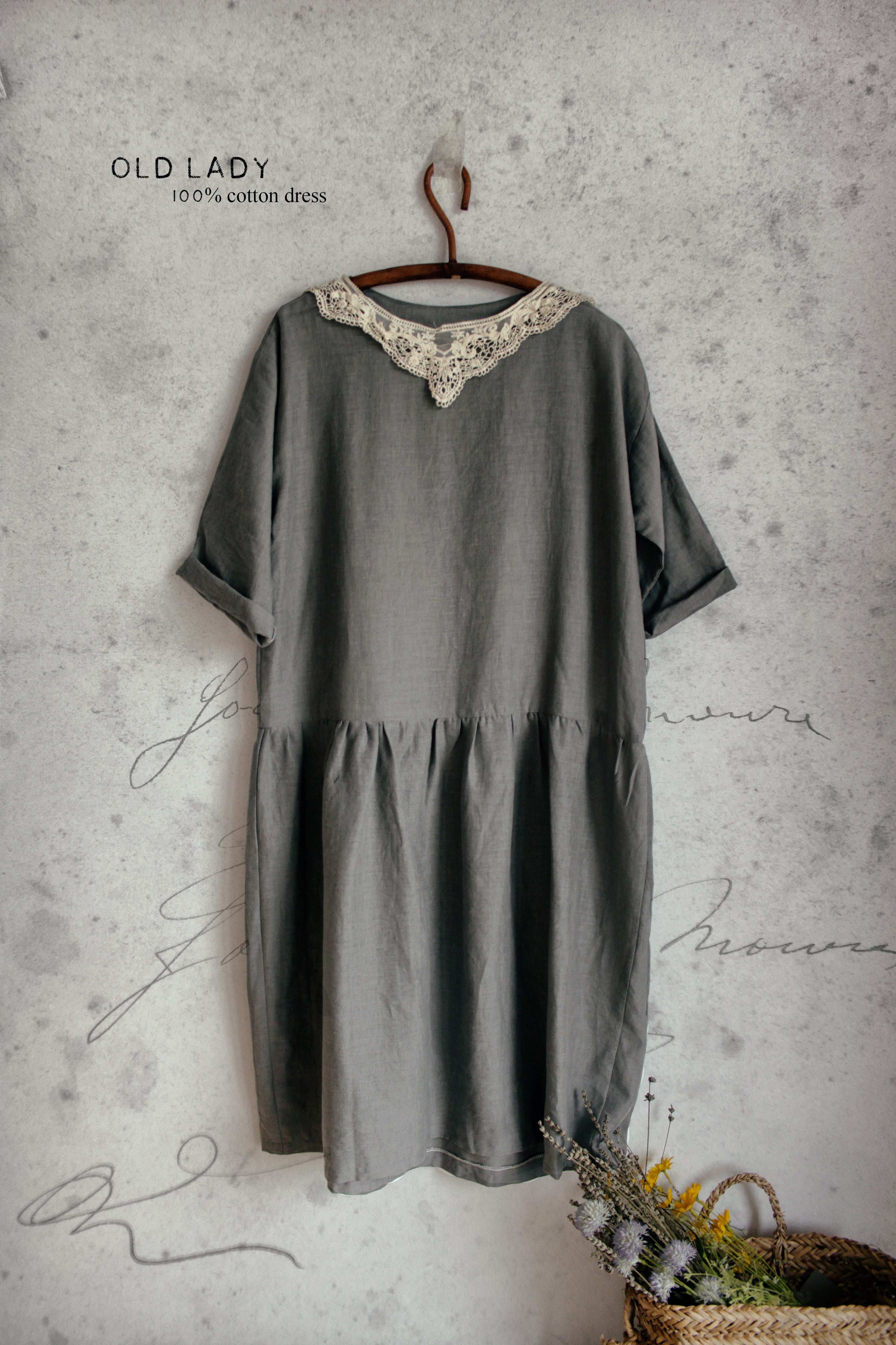 Old lady dress
