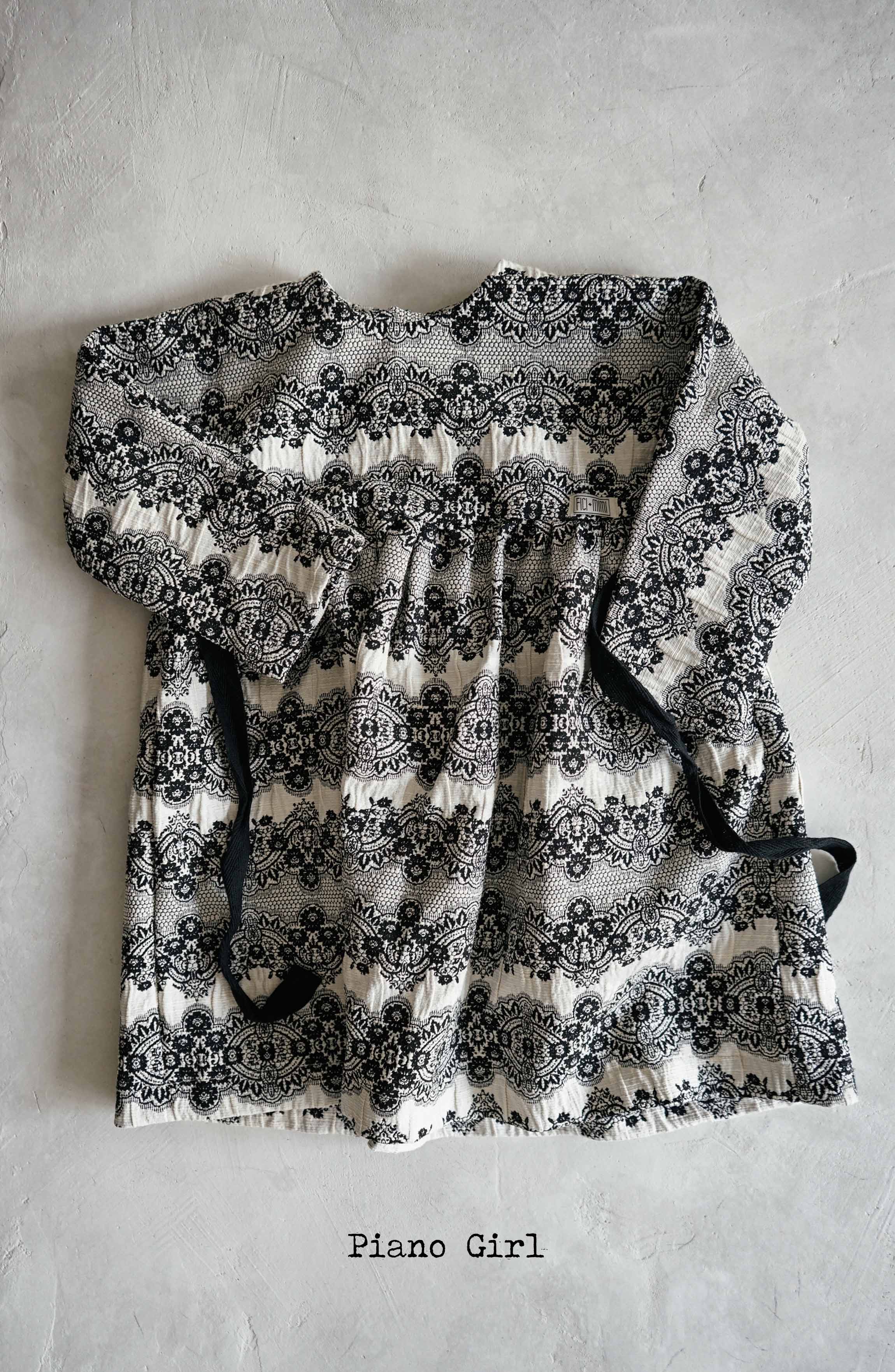 Piano girl dress