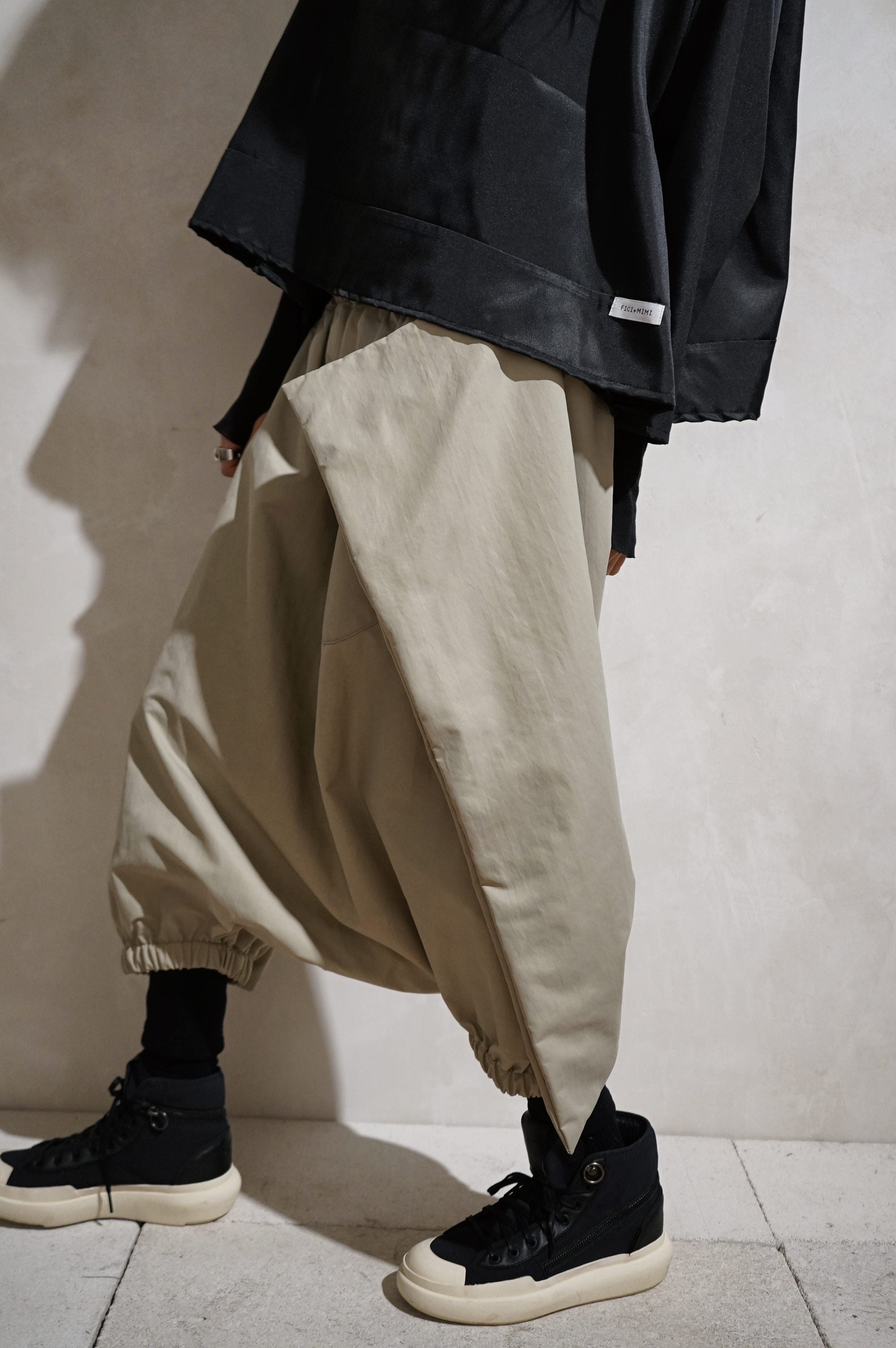 Shake it loose pants