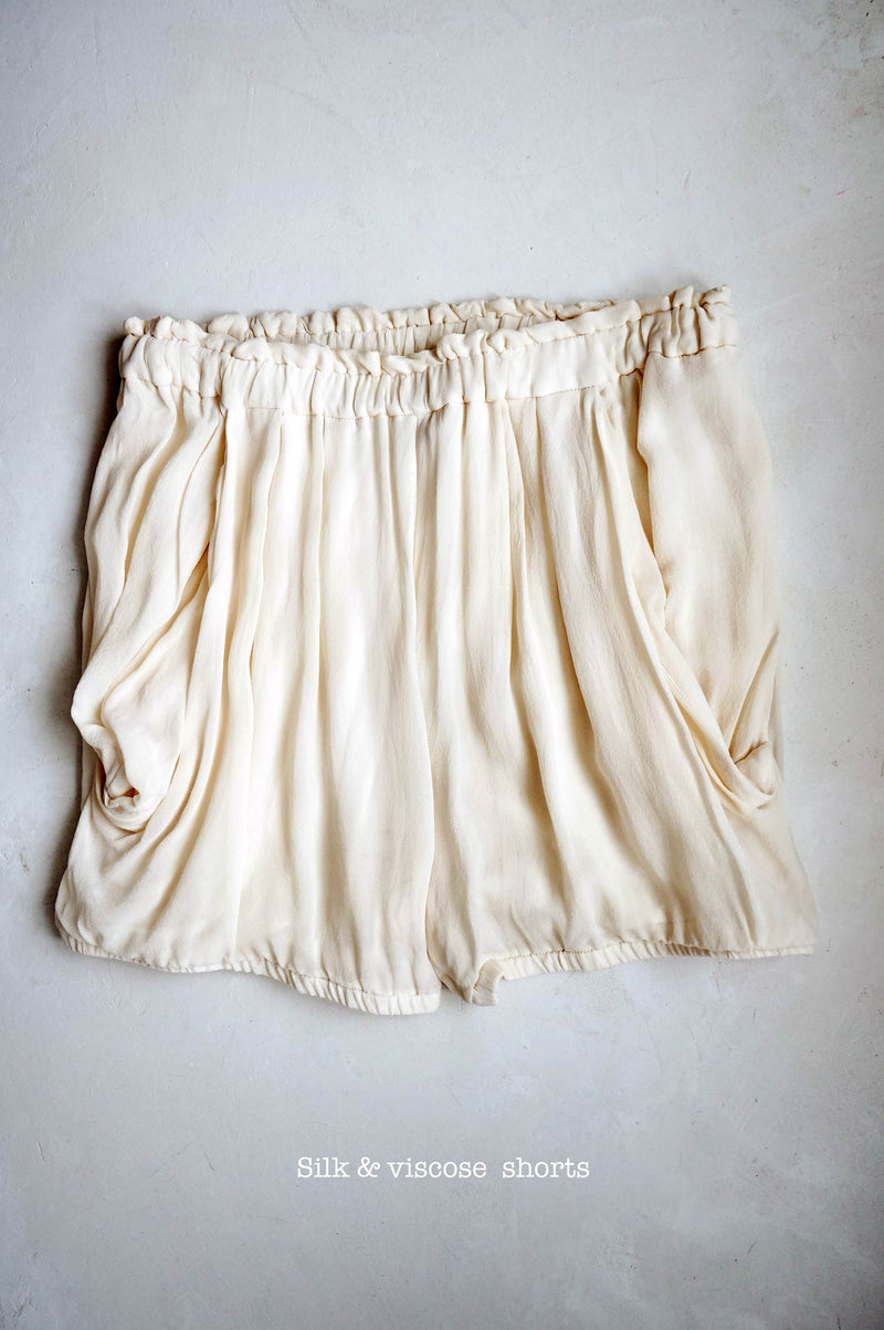 Silk & viscose shorts
